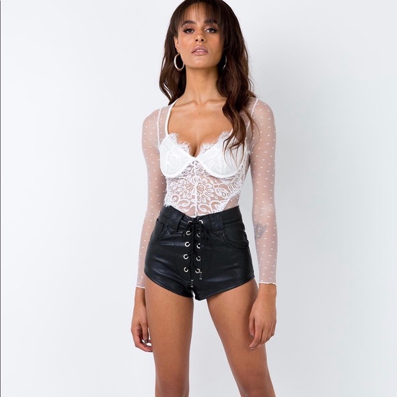 Princess Polly White Lace Bodysuit - Picture 1 of 5